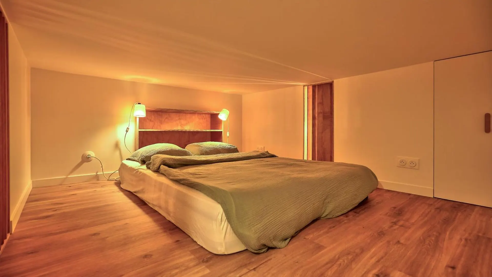 Wonderful Appartement Cosy 2 To 4P - Duplex - Opera Montmartre Parijs Frankrijk